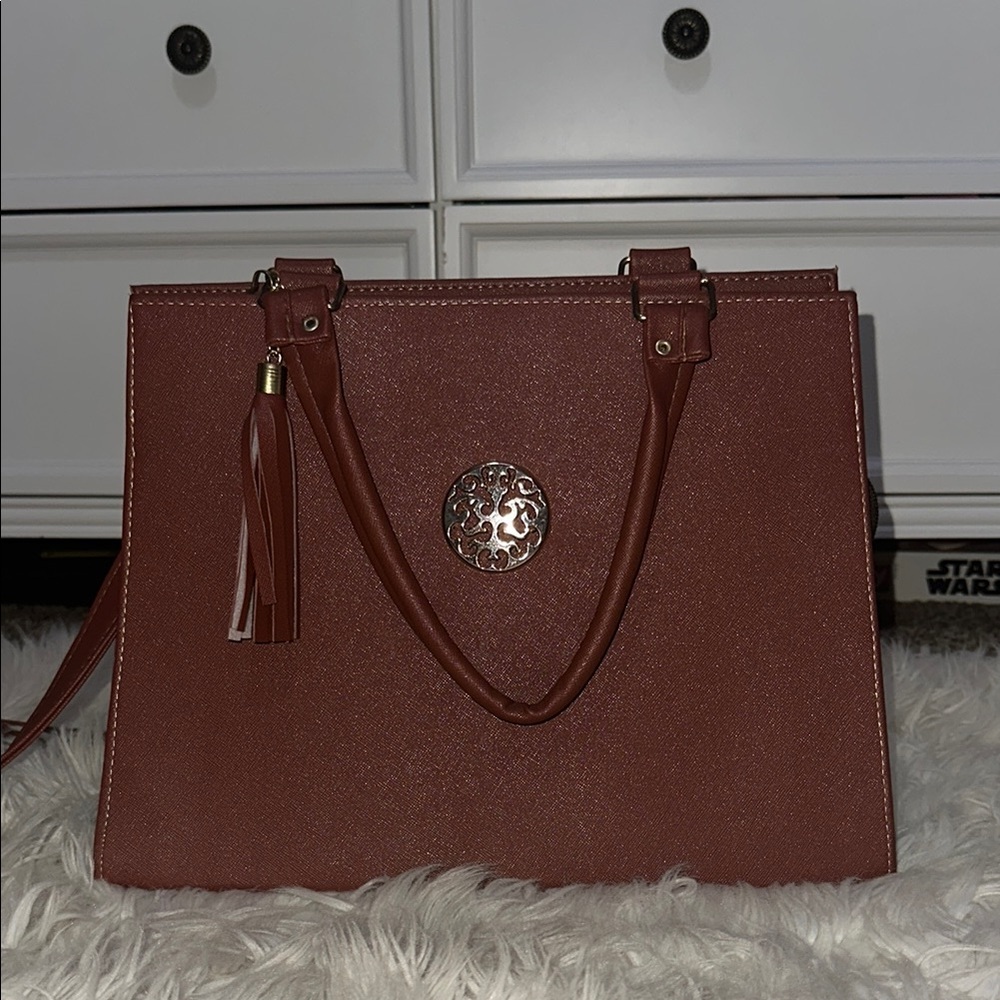 Elegant Brown Handbag